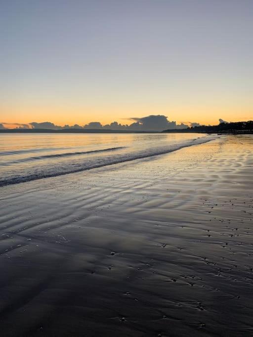 Bournemouth Nr Town Beach Train Coach Shops Lovely Entire Apartment Allows Quiet Good Dogs Экстерьер фото